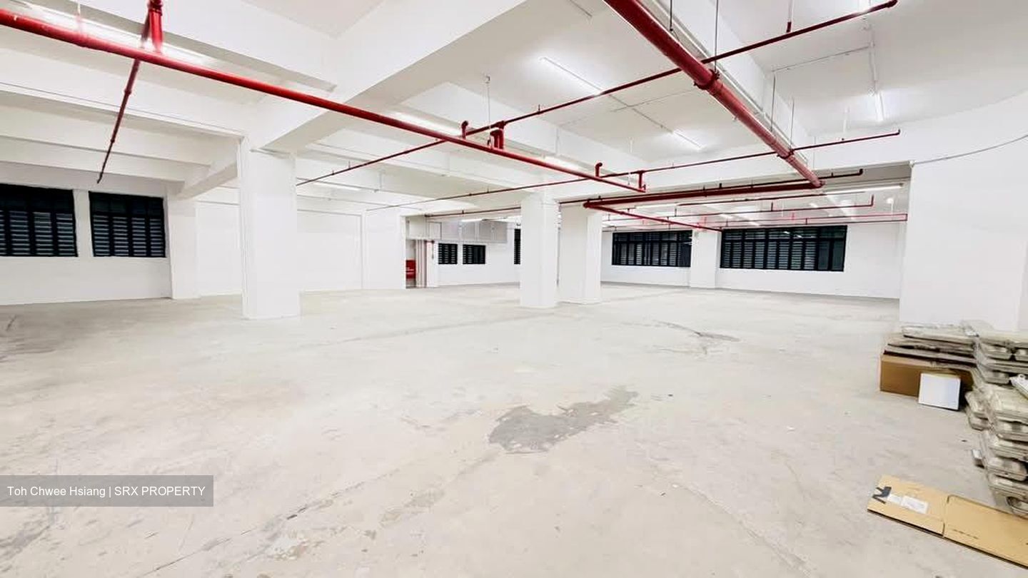 Leong Huat Building (D13), Factory #575462641